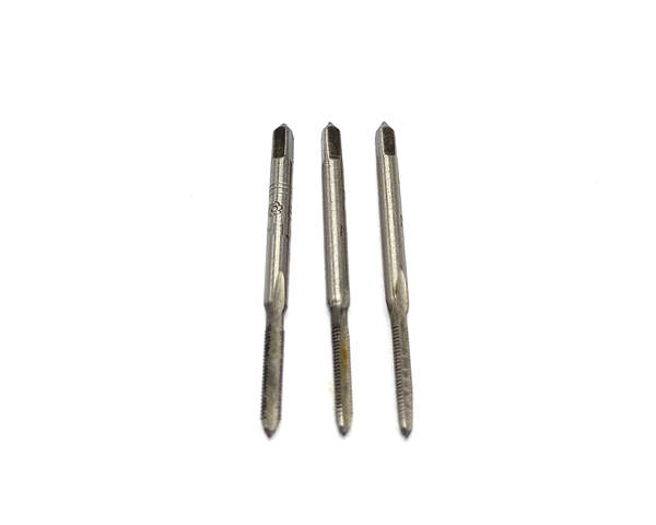 Метчик Ручной М 1.8*0.35 к-т из 3-х