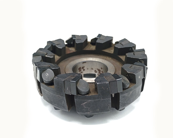 Фреза торцевая Ф125 мм с 4-х гранн. пласт. ВОК-71